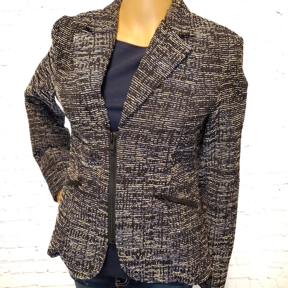 CAbi mingled tweed zip front blazer - Picture 4 of 8